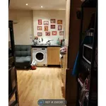 Rent 1 bedroom flat in Salford