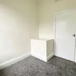 Rent 3 bedroom house in Kirklees