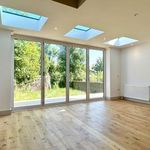 Rent 5 bedroom house in South East England