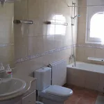 Rent 3 bedroom house of 100 m² in Tarragona']