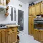 Rent 4 bedroom apartment in Barcelona