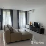 Rent 4 bedroom house of 350 m² in Bangkok