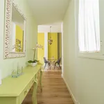 Rent 5 bedroom apartment of 81 m² in Málaga