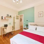 Rent 6 bedroom apartment in Lisbon