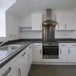 Rent 2 bedroom flat in West Midlands