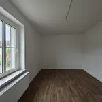 Miete 5 Schlafzimmer wohnung von 127 m² in Dessau-Roßlau