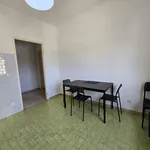 Rent a room of 110 m² in Modena