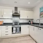 Rent 2 bedroom flat in Brighton