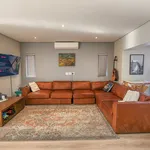 Rent 3 bedroom house of 250 m² in Paarl