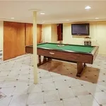 Rent 5 bedroom apartment in Queens