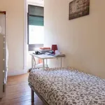 Rent a room in lisbon