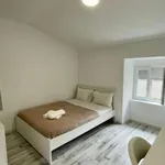 Rent 3 bedroom apartment in lisbon