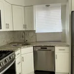 Rent 3 bedroom apartment of 167 m² in Staten Island