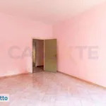 Rent 2 bedroom apartment of 77 m² in Milan