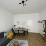 Miete 3 Schlafzimmer wohnung von 65 m² in Magdeburg