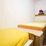 Rent 3 bedroom apartment in Barcelona