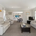 Rent 3 bedroom house in Papamoa