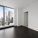 Rent 3 bedroom apartment of 226 m² in New York