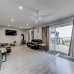 Appartement de 2217 m² avec 3 chambre(s) en location à Kawartha Lakes