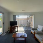 Rent 2 bedroom apartment in Orange