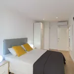 Rent a room of 64 m² in barcelona