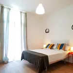 Rent a room of 122 m² in Barcelona