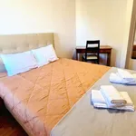 Rent 4 bedroom apartment in Porto