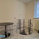 Affitto 2 camera appartamento di 65 m² in Bologna