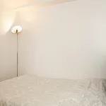 Appartement de 65 m² avec 1 chambre(s) en location à Paris