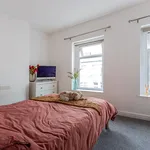 Rent 2 bedroom flat in Wales