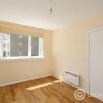 Rent 2 bedroom apartment in Edinburgh