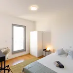 Rent 5 bedroom apartment in Lisbon