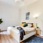 Pronajměte si 2 ložnic/e byt o rozloze 85 m² v Prague