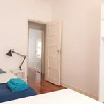 Rent 3 bedroom apartment in Lisbon