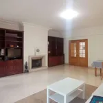 Quarto de 300 m² em lisbon