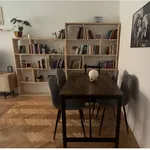 Rent a room of 64 m² in Gijón