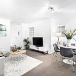 Rent 2 bedroom apartment in Elsternwick