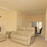 Rent 2 bedroom flat in flat