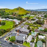 Rent 2 bedroom apartment in Mangere Bridge