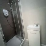 Rent 2 bedroom flat in North West England