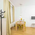 Rent 4 bedroom apartment of 50 m² in Wien