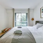 Appartement de 56 m² avec 3 chambre(s) en location à Paris