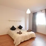 Rent 3 bedroom apartment in Barcelona