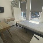 Rent 5 bedroom flat in East Midlands