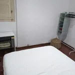 Rent 4 bedroom apartment of 150 m² in València