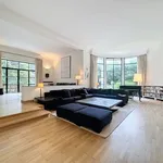 Huur 5 slaapkamer huis van 3700 m² in Uccle