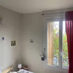 Rent 1 bedroom apartment of 10 m² in Saint-Denis