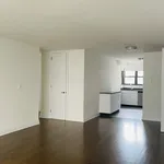 Rent 2 bedroom apartment of 1215 m² in Manhattan