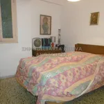 Alquilo 2 dormitorio apartamento de 94 m² en Almeria