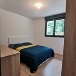 Appartement de 156 m² avec 5 chambre(s) en location à Nages-et-Solorgues